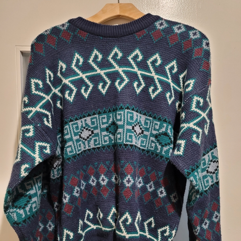 Vintage Van Heusen blue sweater